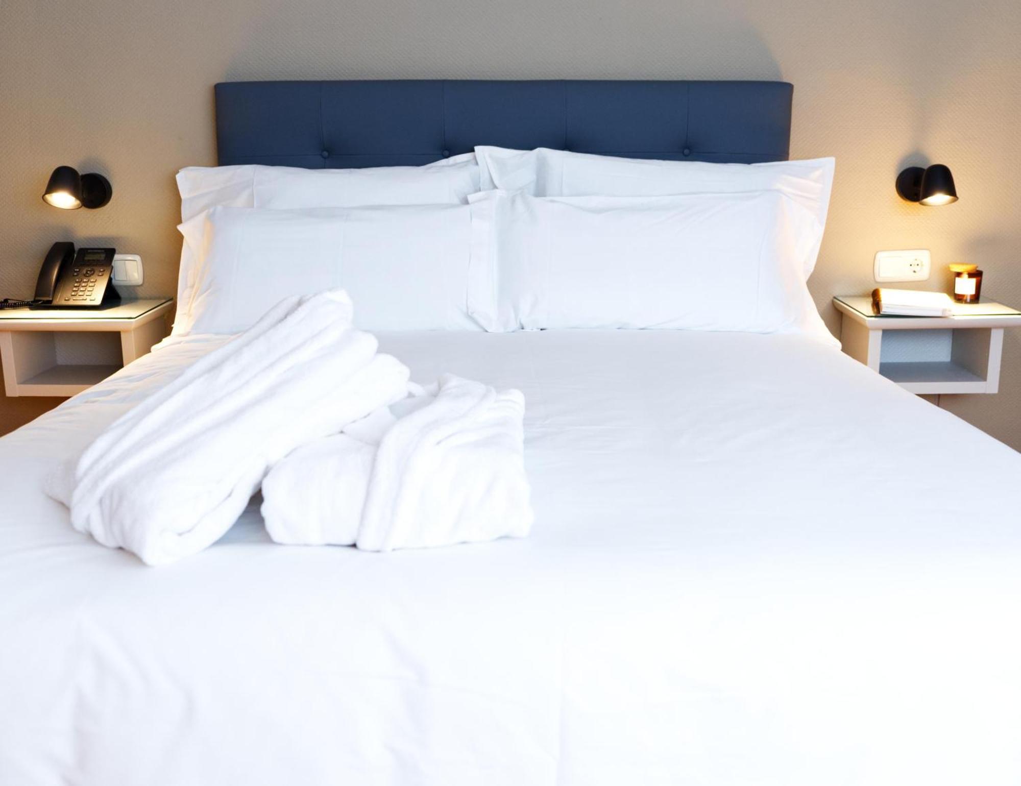 Hotel Ciudad Del Sol Ecija Ngoại thất bức ảnh