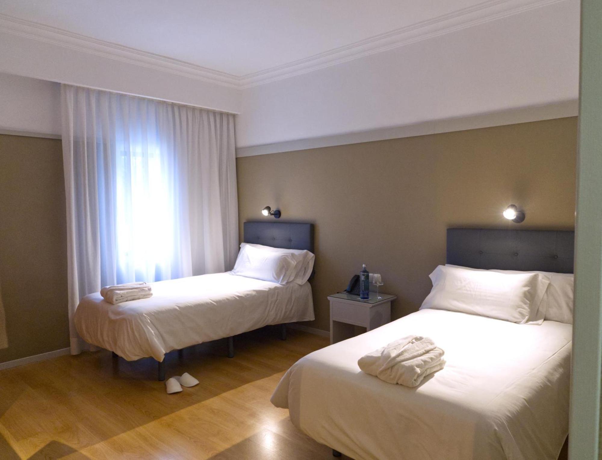 Hotel Ciudad Del Sol Ecija Ngoại thất bức ảnh