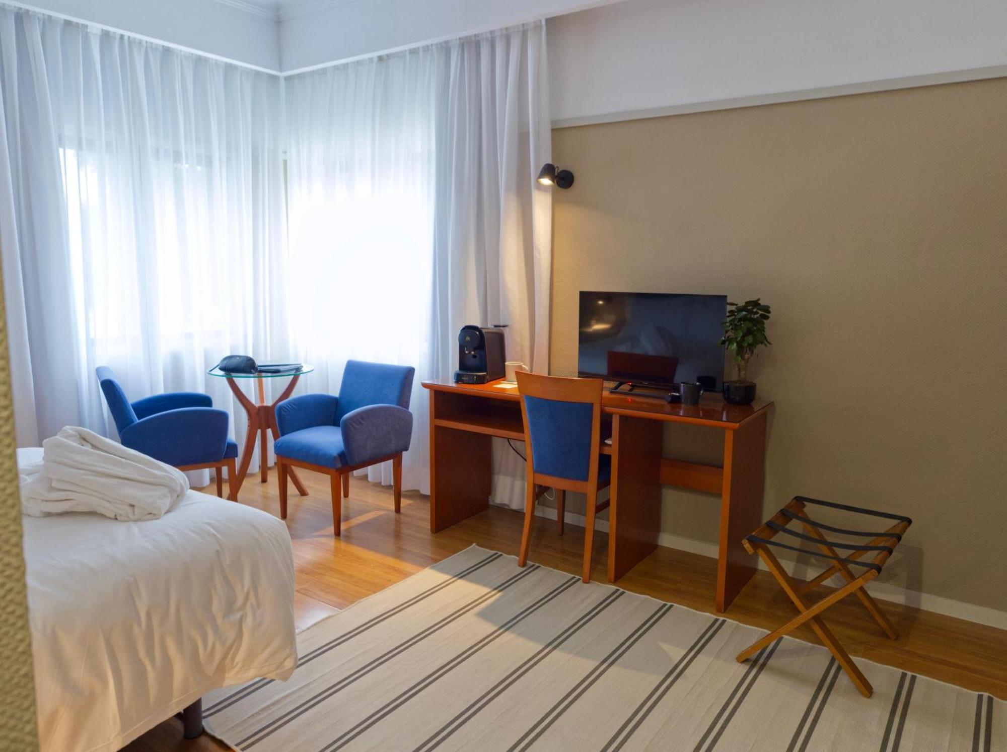 Hotel Ciudad Del Sol Ecija Ngoại thất bức ảnh