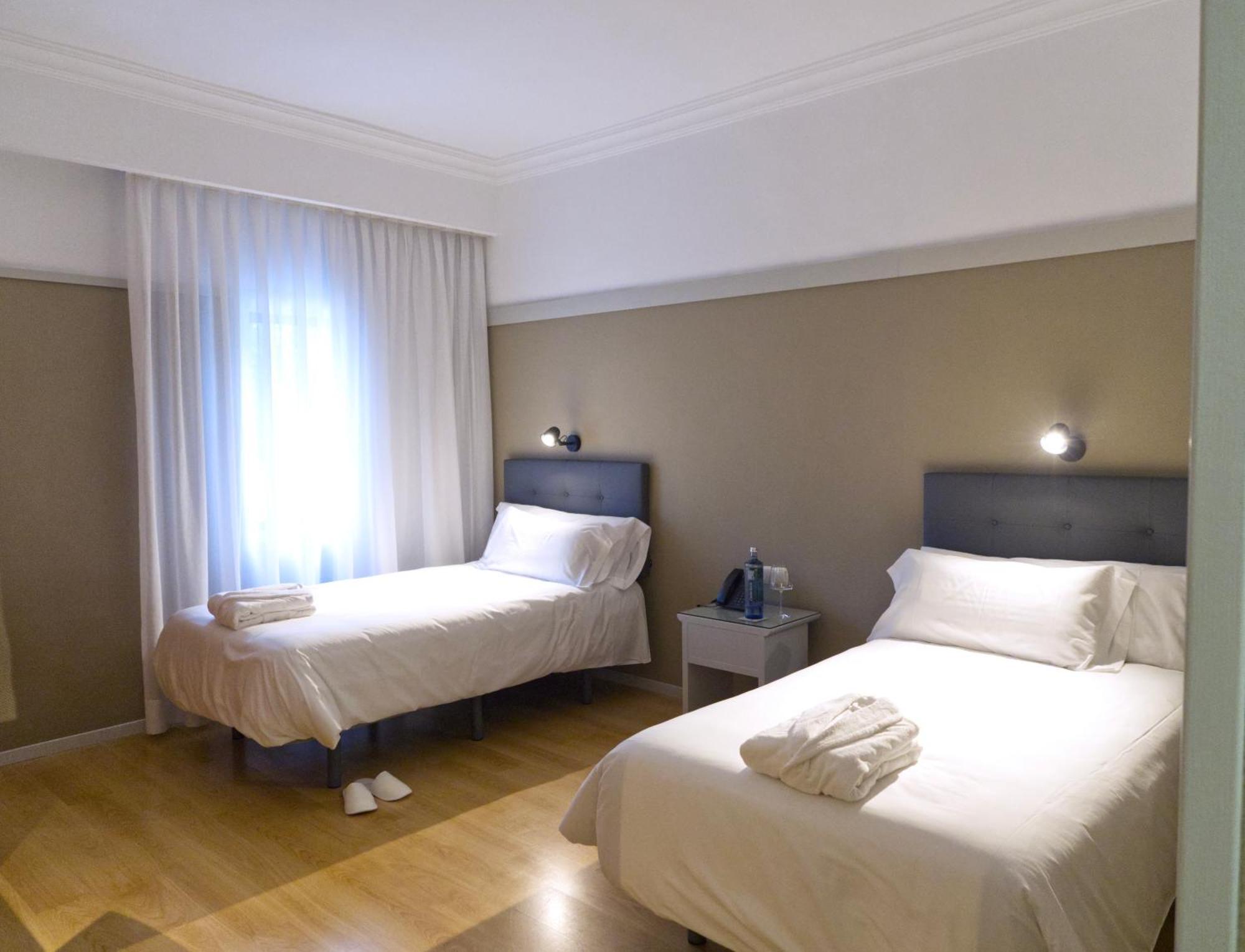 Hotel Ciudad Del Sol Ecija Ngoại thất bức ảnh